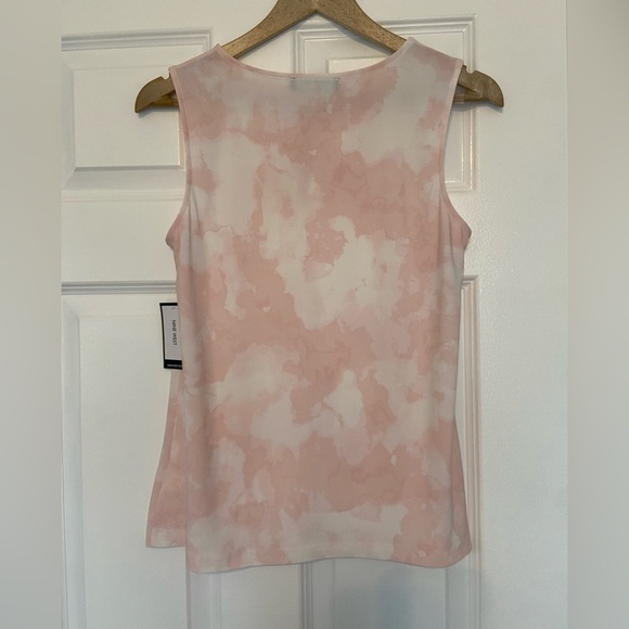 NWT Nine West Sleeveless Pink White Blouse - Picture 2 of 6